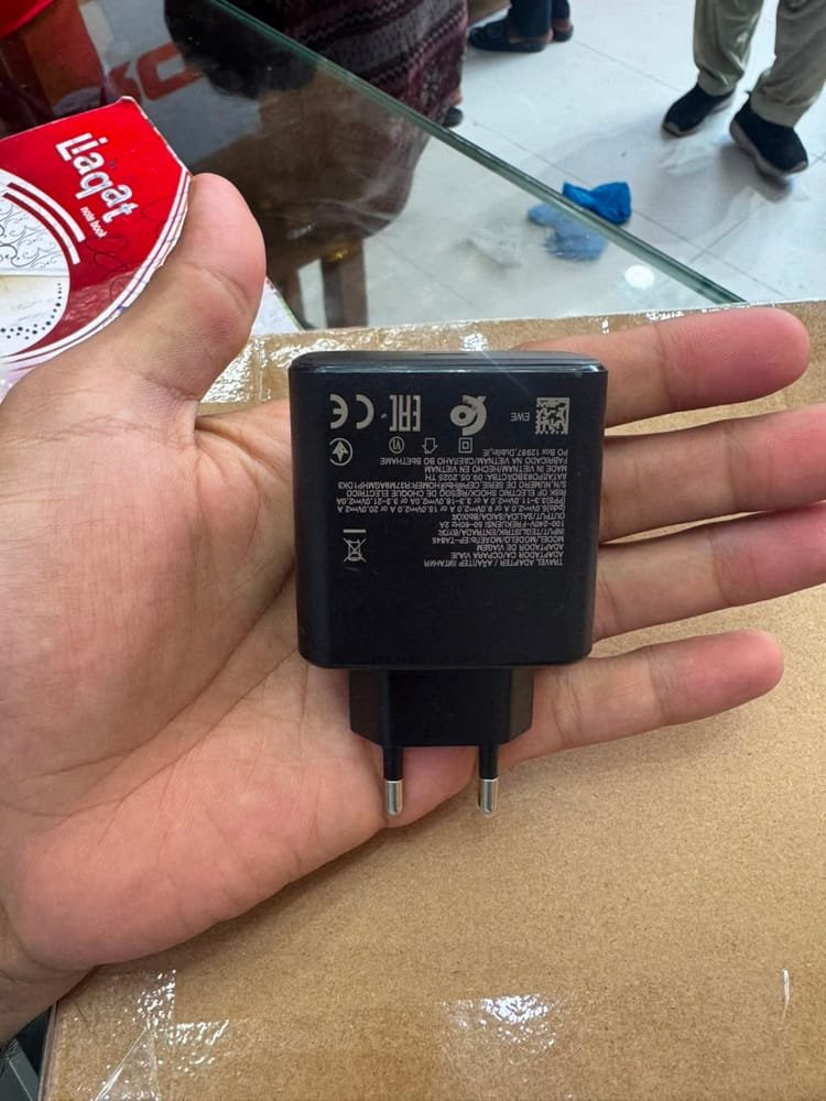 Samsung 45W USB-C Power Delivery Travel Adapter - photo 2