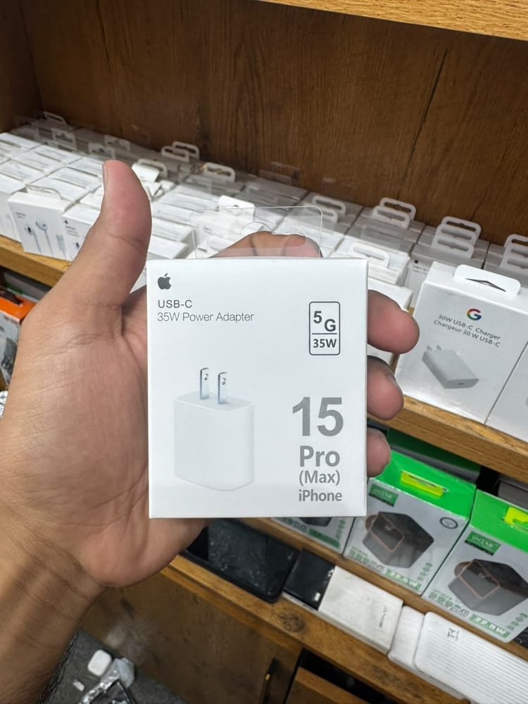 35W USB-C Power Adapter for iPhone 15 Pro / Pro Max