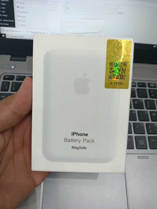 APPLE BATTERY PACK MAGSAFE CHARGER - Image 3