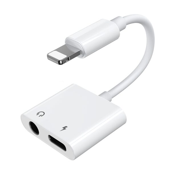 APPLE LIGHTINENING  TO 3.5 MM HEADPHONE ADAPTOR