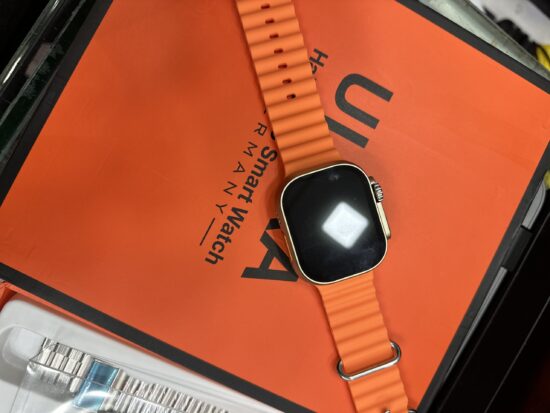 HAINOTEKO SMART WATCH WITH 4 STRAPS - Image 4