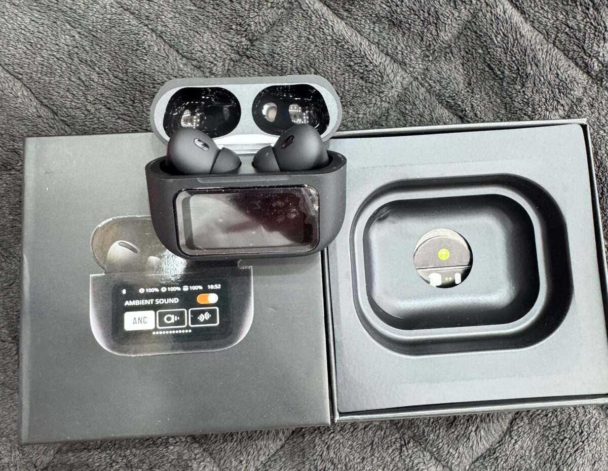 AirPods Pro 2 Display Premium 1-Year Warranty